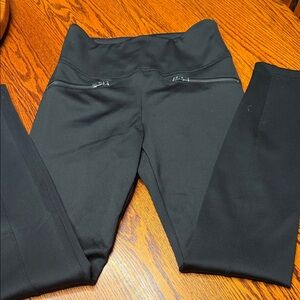 White House Black Market Runway Leggings